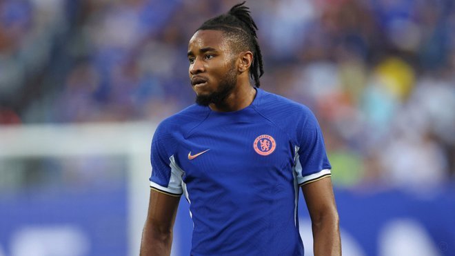 切尔西5-1南安普顿，恩昆库传射帕尔默破门助三连胜