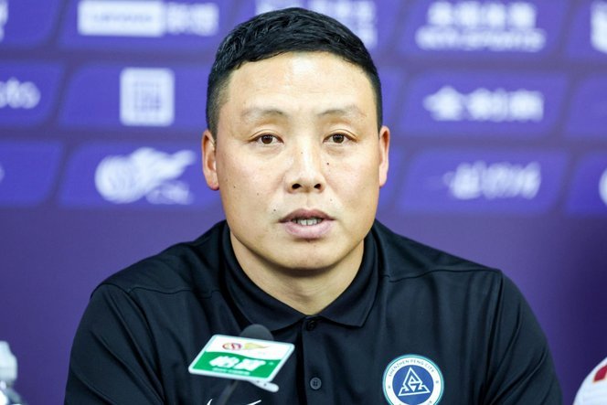 陈涛：姜至鹏受伤但可进入替补席；希望球员能推自己一把