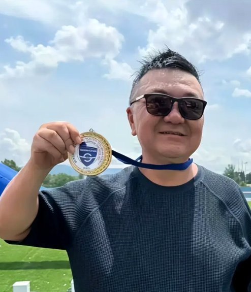 其实吧，董路最足的底气就是这波目前出头的青少年球员一半都是他的人